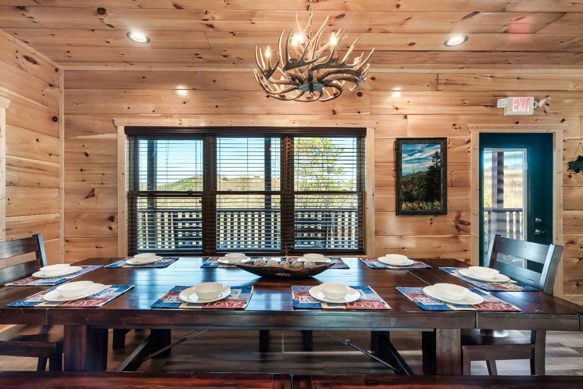 Full Equipped Cabin With A Pool And Game Room Smokies Views Gatlinburg Luaran gambar